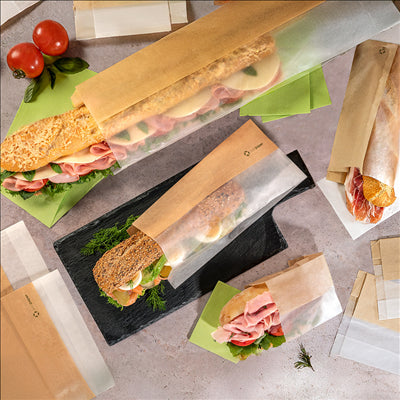 SACHETS POUR SANDWICHES AVEC FENÊTRE ECO 'CORNER WINDOW' 38 G/M2 9+5,5x18 CM NATUREL PARCH.INGRAISSABLE (250 UNITÉS)