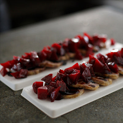 PLATEAUX NAGAKAKU 'BIONIC' 30x10x1,3 CM BLANC BAGASSE (200 UNITÉS)