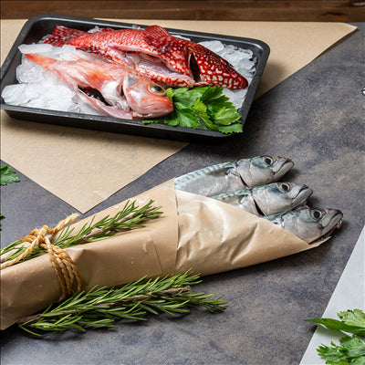 PAPIER ALIMENTAIRE INGRAISSABLE CIRÉ 2 FACES PFAS FREE 10+60+10 G/M2 38x54 CM NATUREL KRAFT + CIRE VÉGÉTALE (20 UNITÉS)