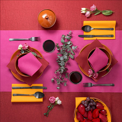 "TÊTE-À-TÊTE" PRÉ. 120CM (20 FEU.) 55 G/M2 0,40x24 M FUCHSIA AIRLAID (6 UNITÉS)