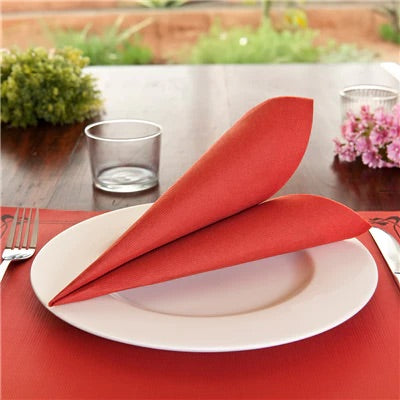 SERVIETTES ECOLABEL 'DOUBLE POINT' 18 G/M2 39x39 CM ROUGE OUATE (50 UNITÉS)