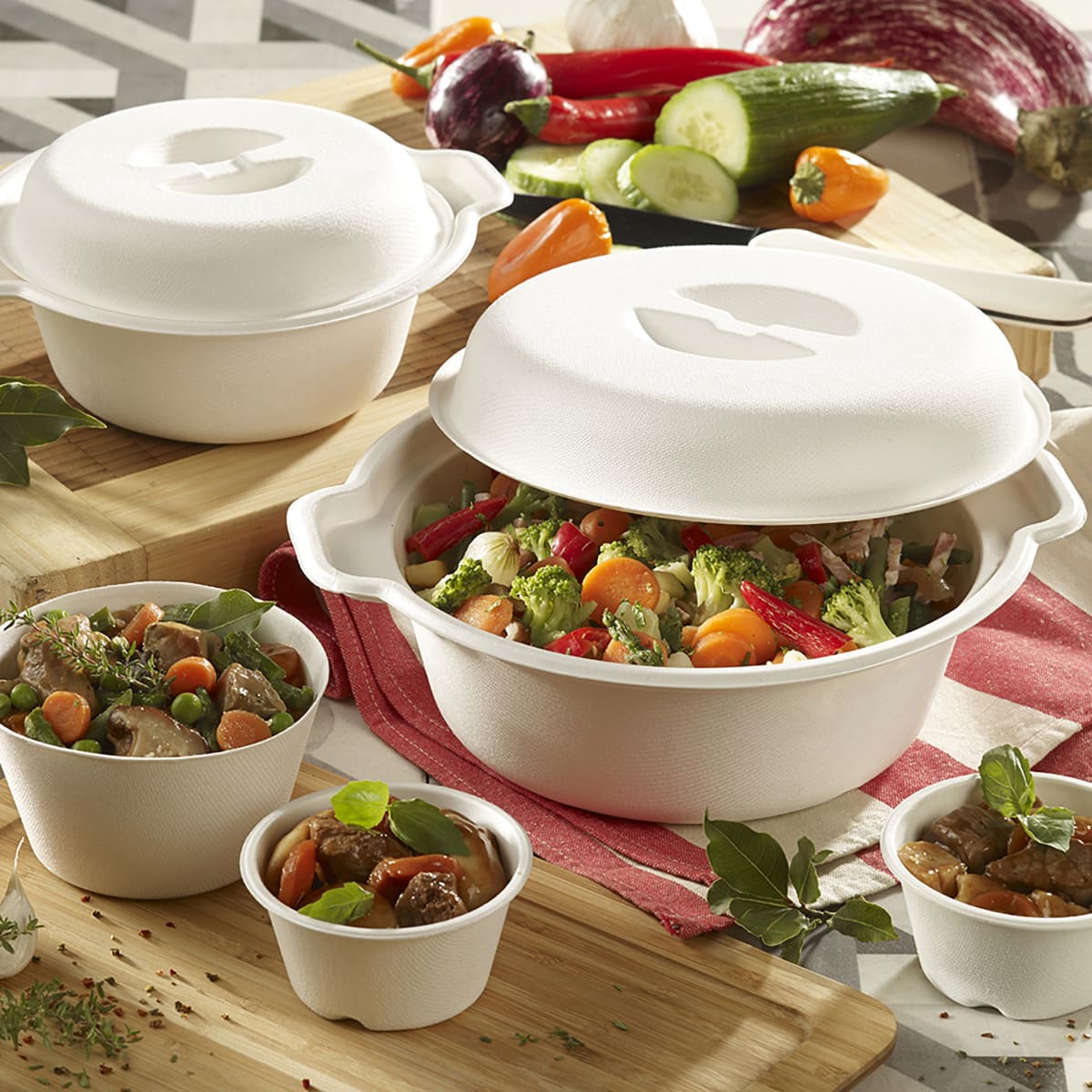 Cocotte pulpe de canne avec lamination + couvercle 750 ml ｜ 100 Unité(s)